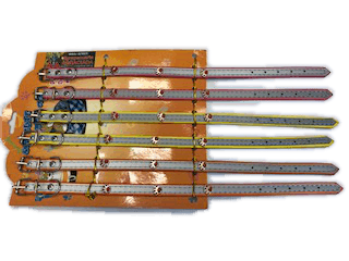 Collar de Cuero Reflectivo con Insertos de Metal Largo 38 cms