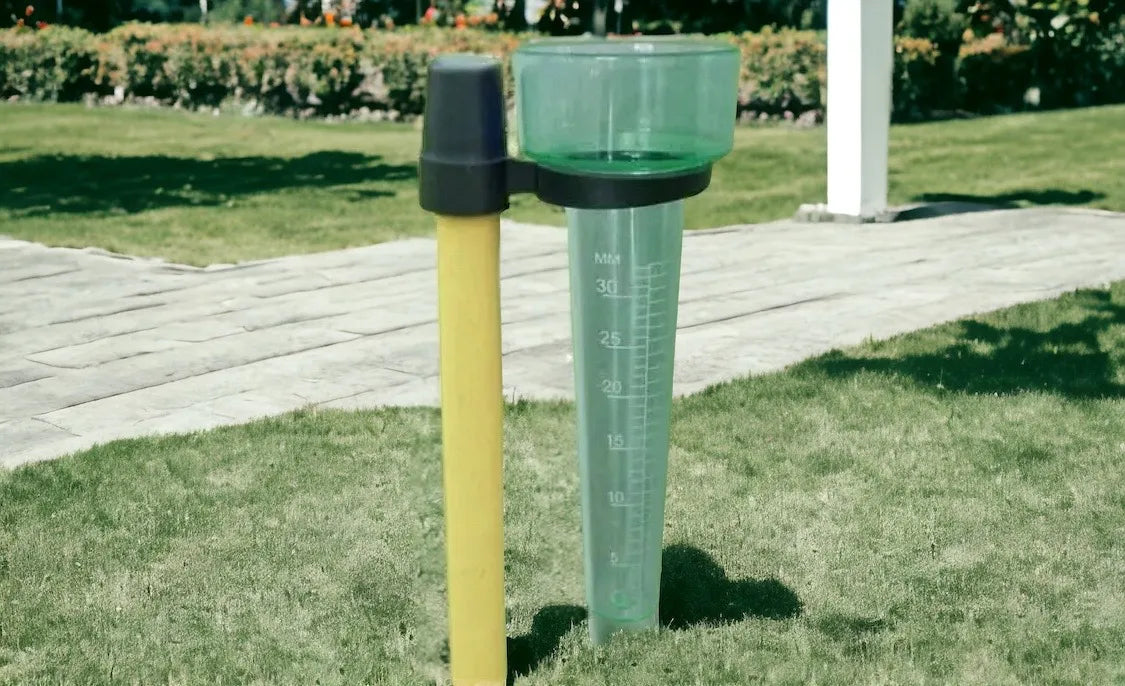 Medidor De Lluvia. Pluviómetro Con Escala Y Soporte Español 4.6 Calificación 4.6 de 5. 26 opiniones. (26)